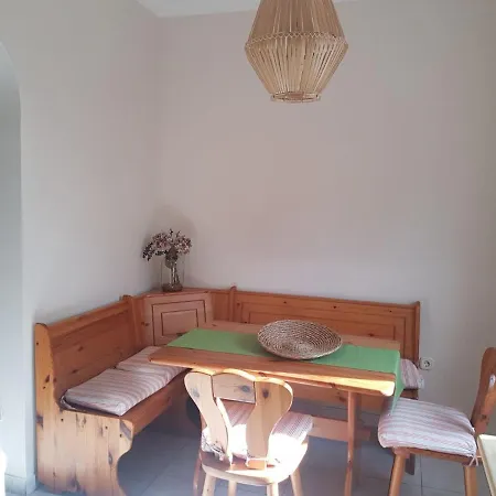 Сasa de vacaciones Huber Vendégház *